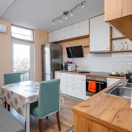Apartment Charming 1bd Next To Women's Market By Flat Mаnager